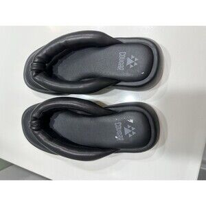 Cougar Jasmine Black Cushioned Platform Flip Flops Sandals Women’s 6M Comfort